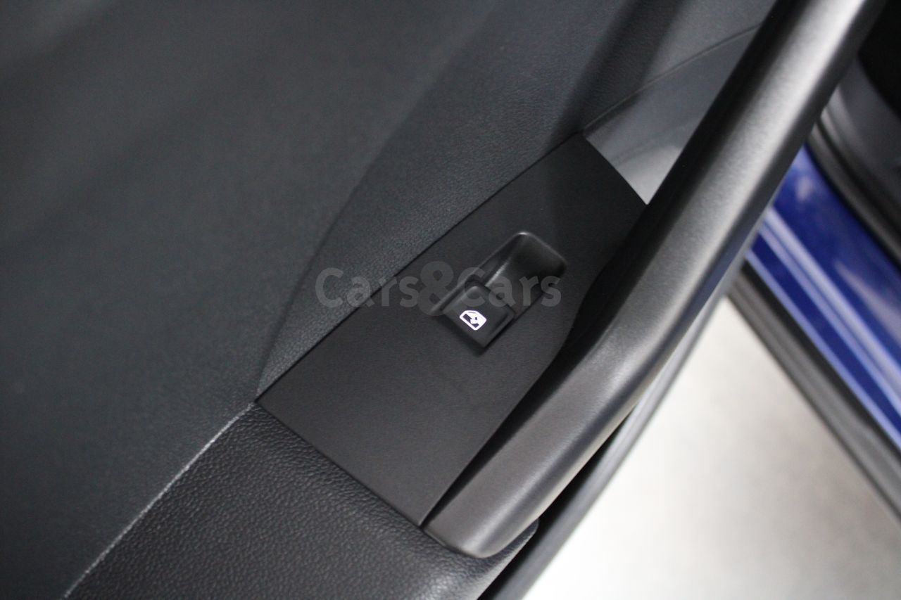 Foto Volkswagen T-Cross 16