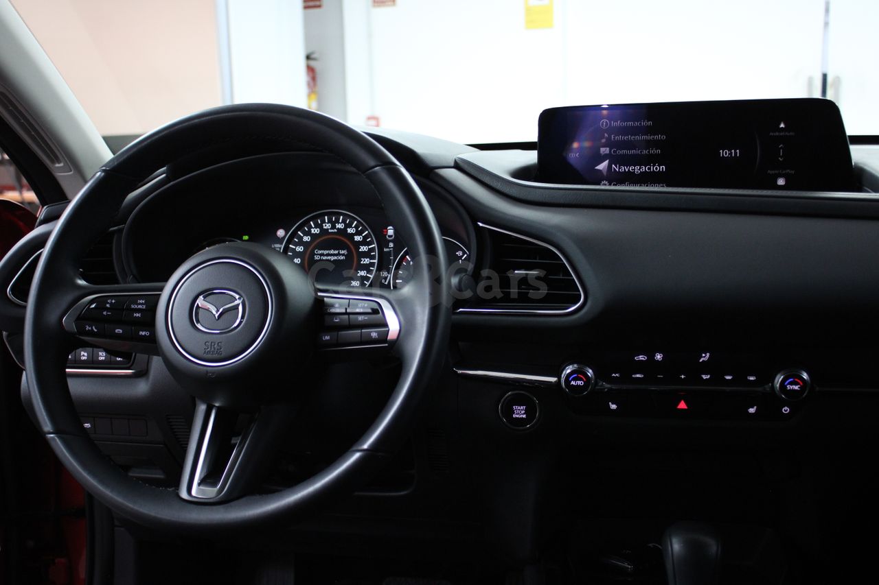Foto Mazda CX-30 2