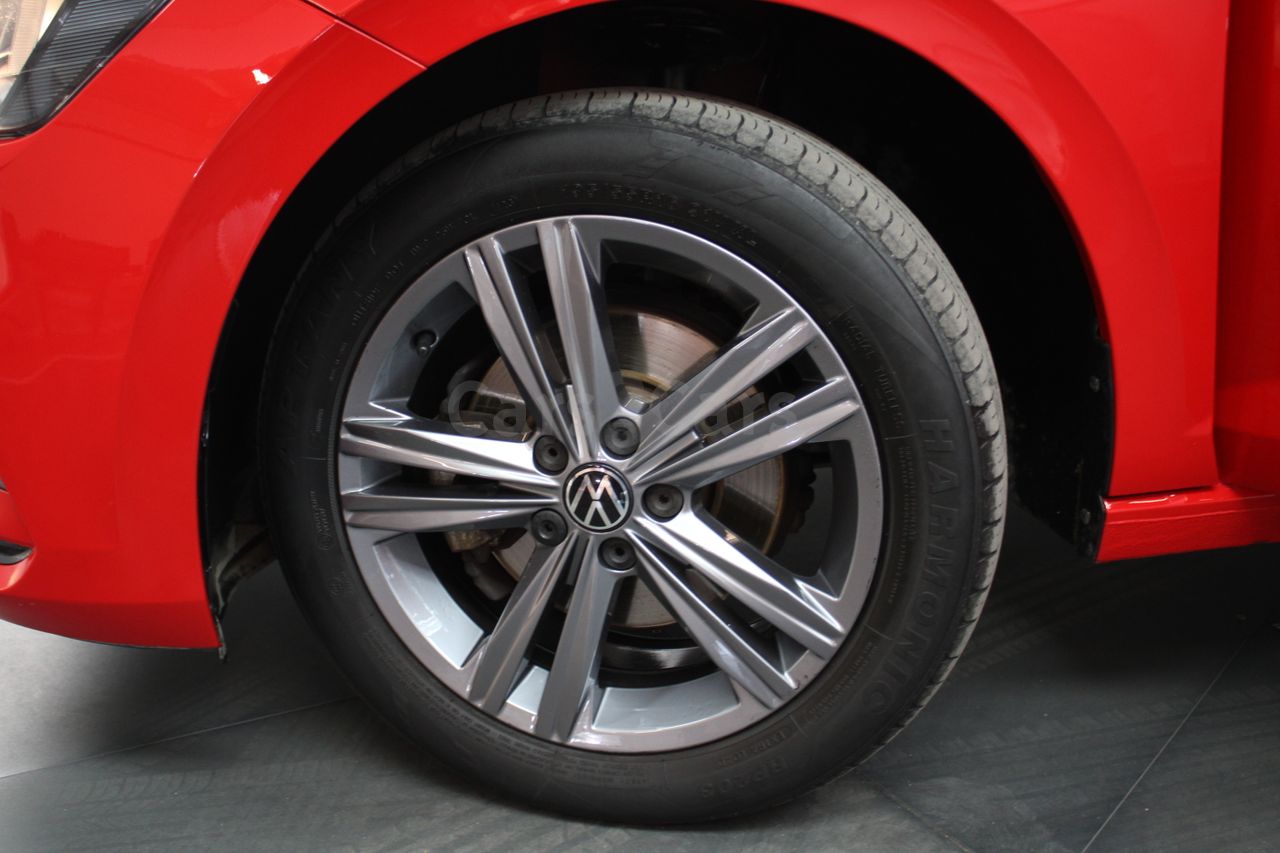 Foto Volkswagen Polo 13