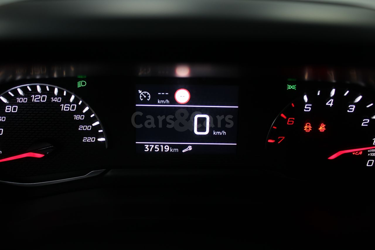 Foto Peugeot 2008 3