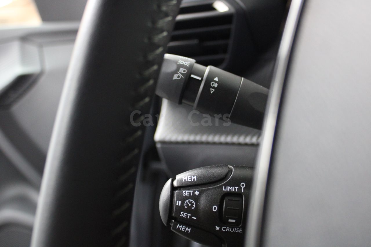Foto Peugeot 2008 5