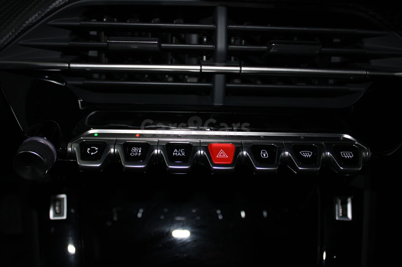 Foto Peugeot 2008 8