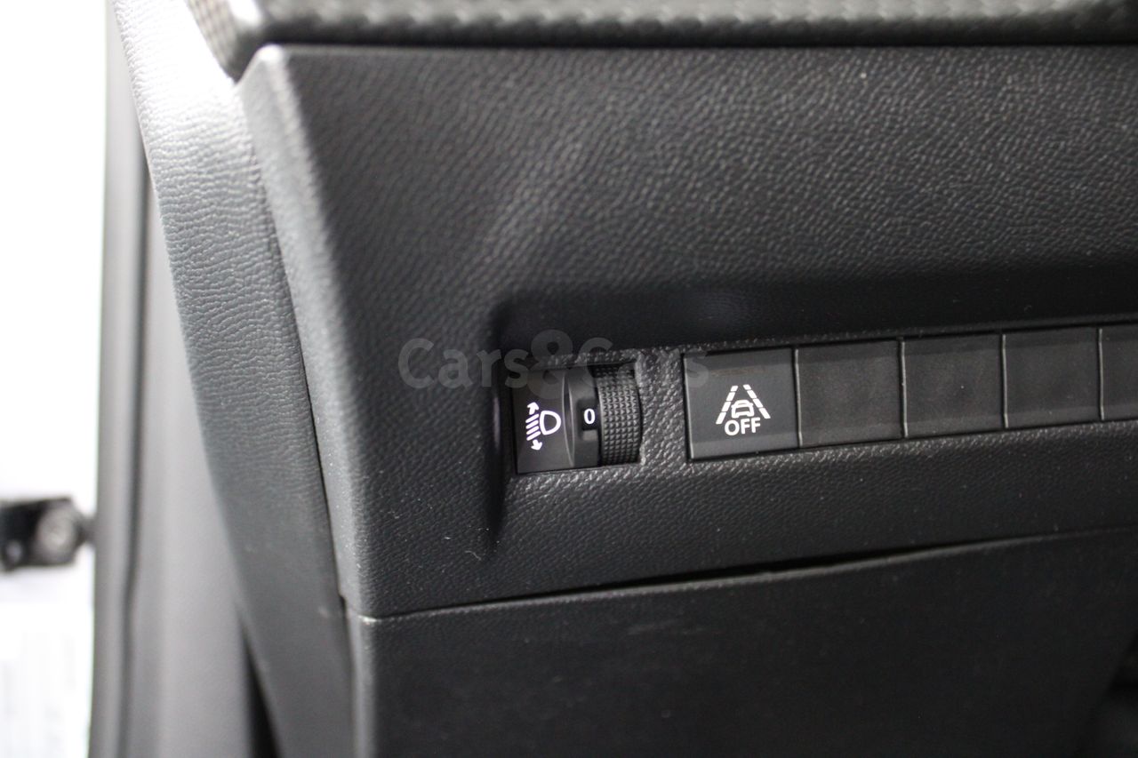 Foto Peugeot 2008 10