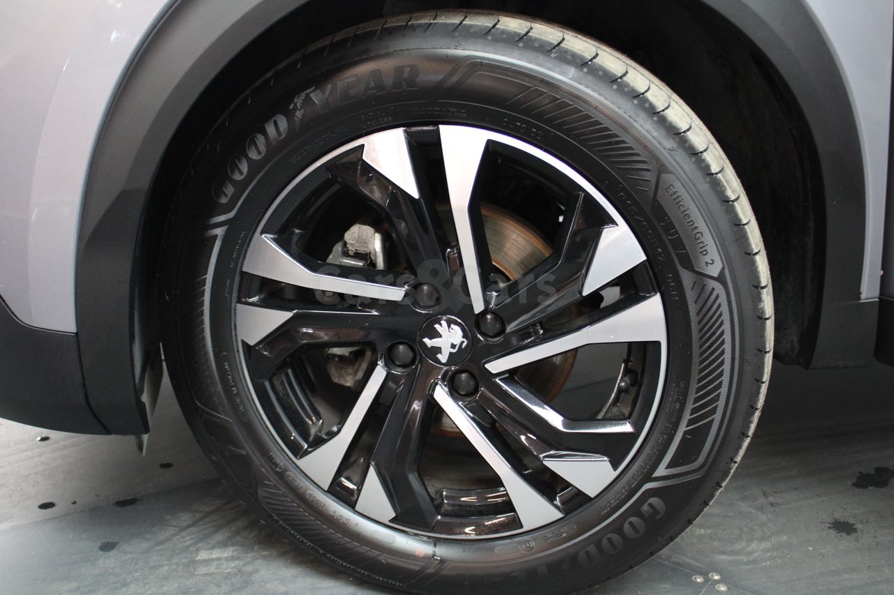Foto Peugeot 2008 13