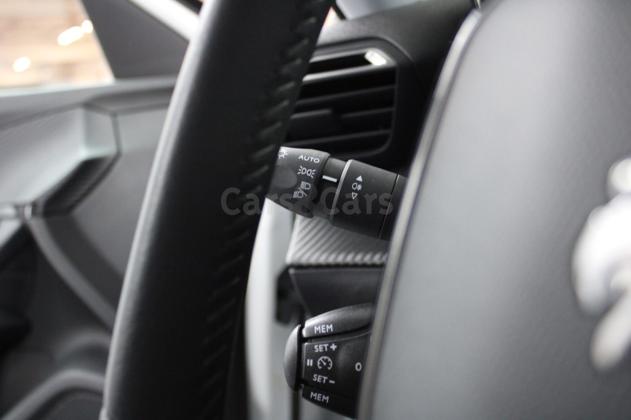 Foto Peugeot 2008 9