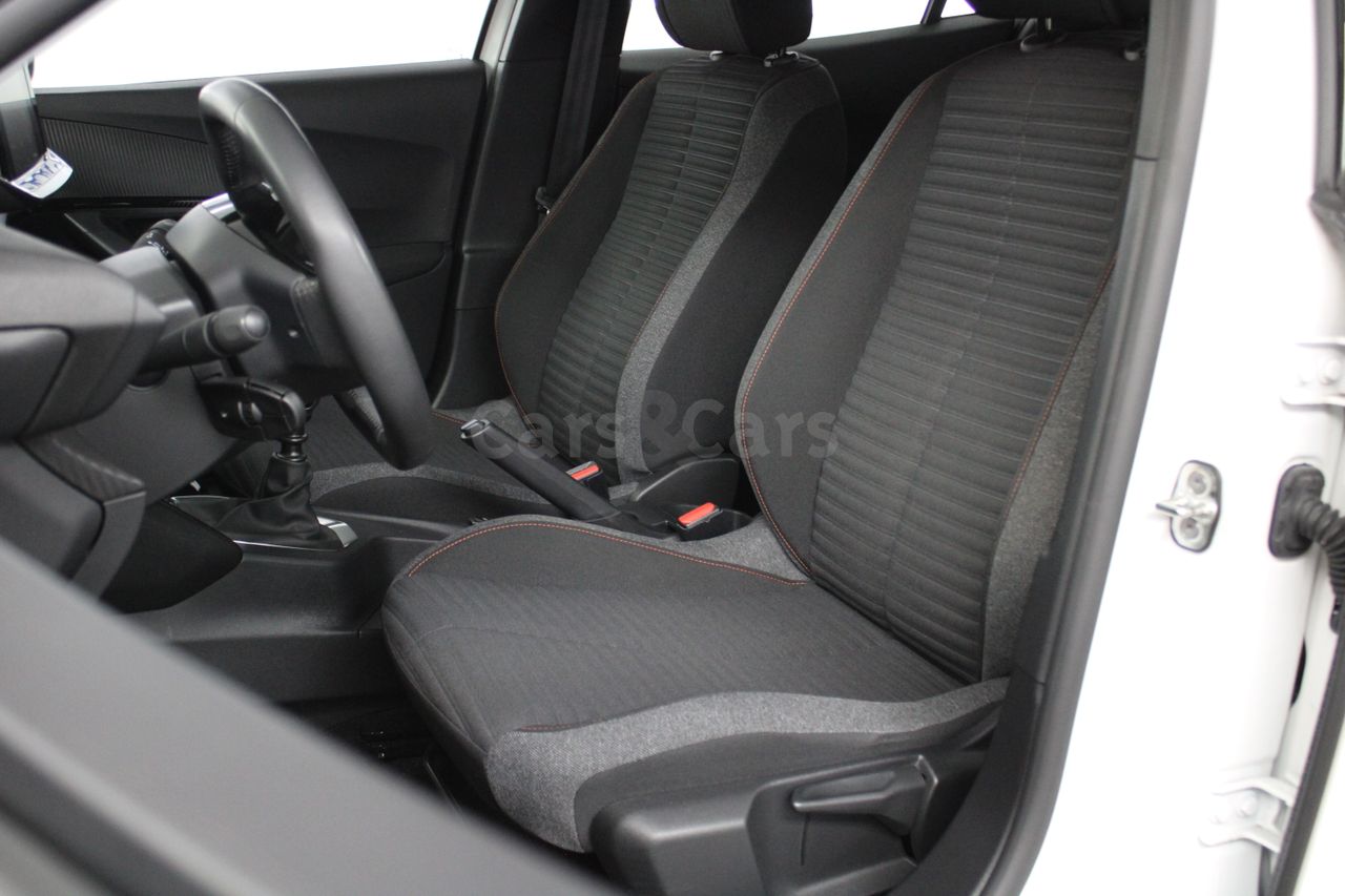 Foto Peugeot 2008 12