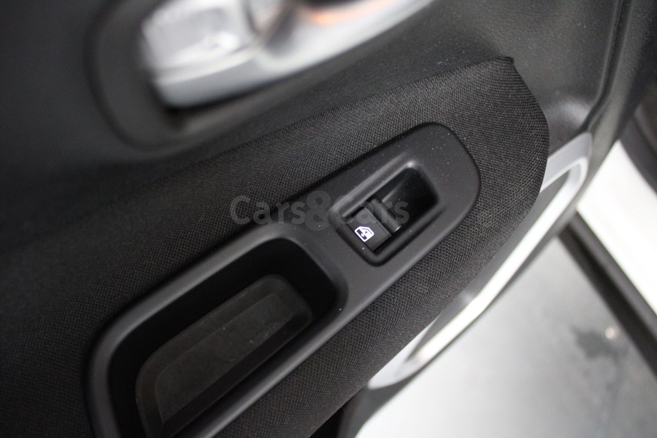 Foto Jeep Renegade 13