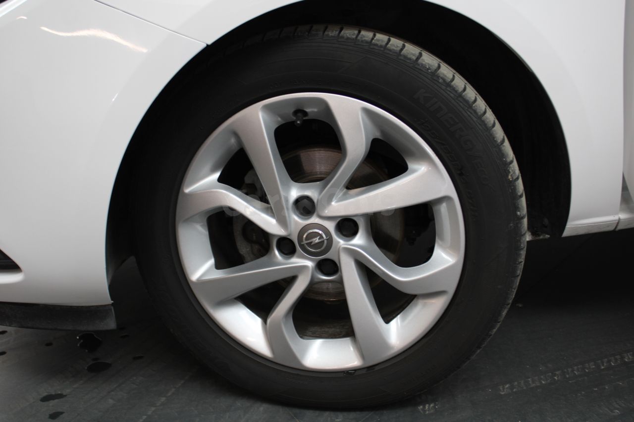 Foto Opel Corsa 14