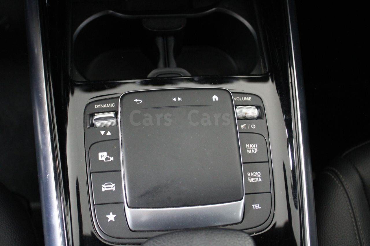 Foto Mercedes-Benz Clase GLA 10