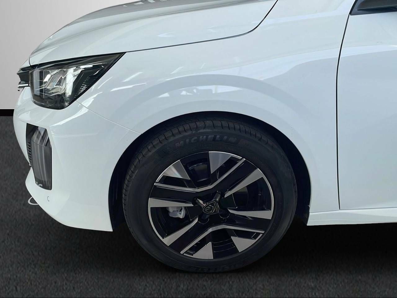 Foto Peugeot 208 6