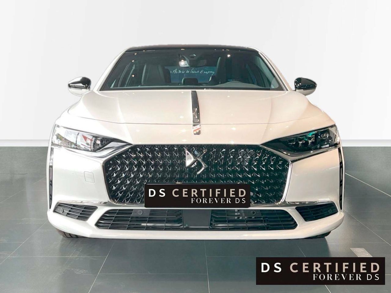 Foto DS Automobiles DS 9 2