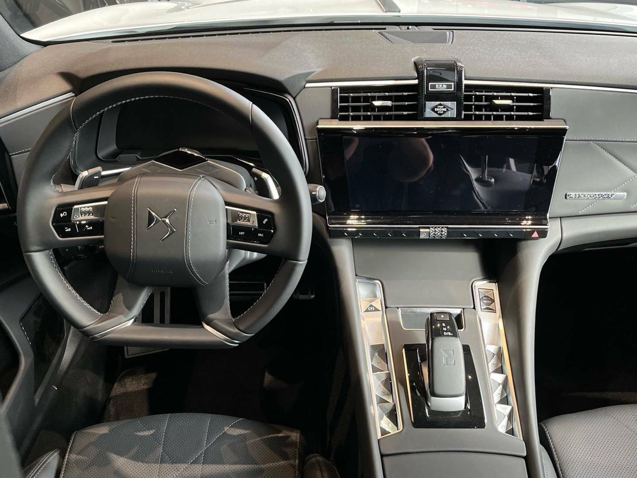 Foto DS Automobiles DS 9 8
