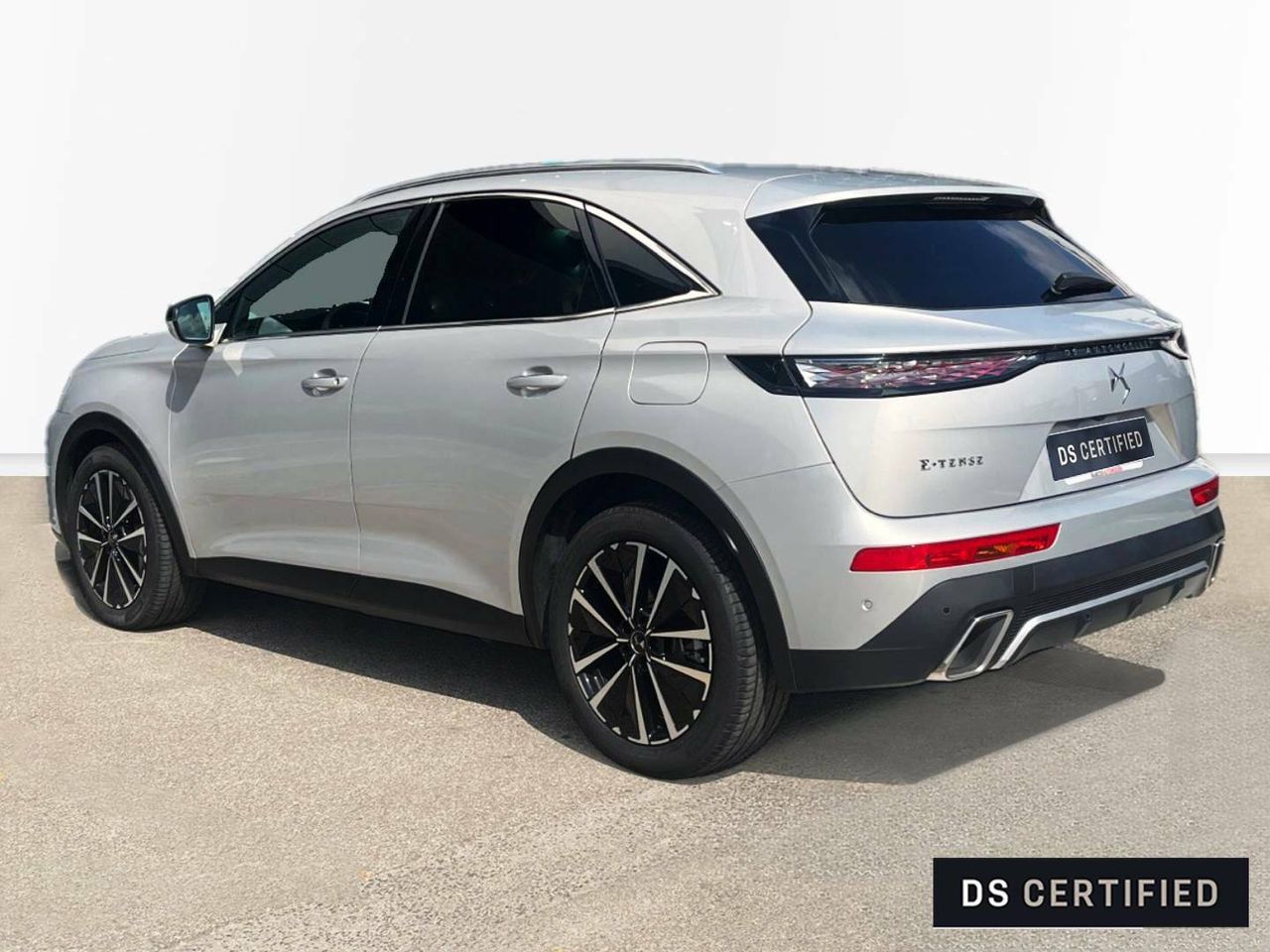 Foto DS Automobiles DS 7 7