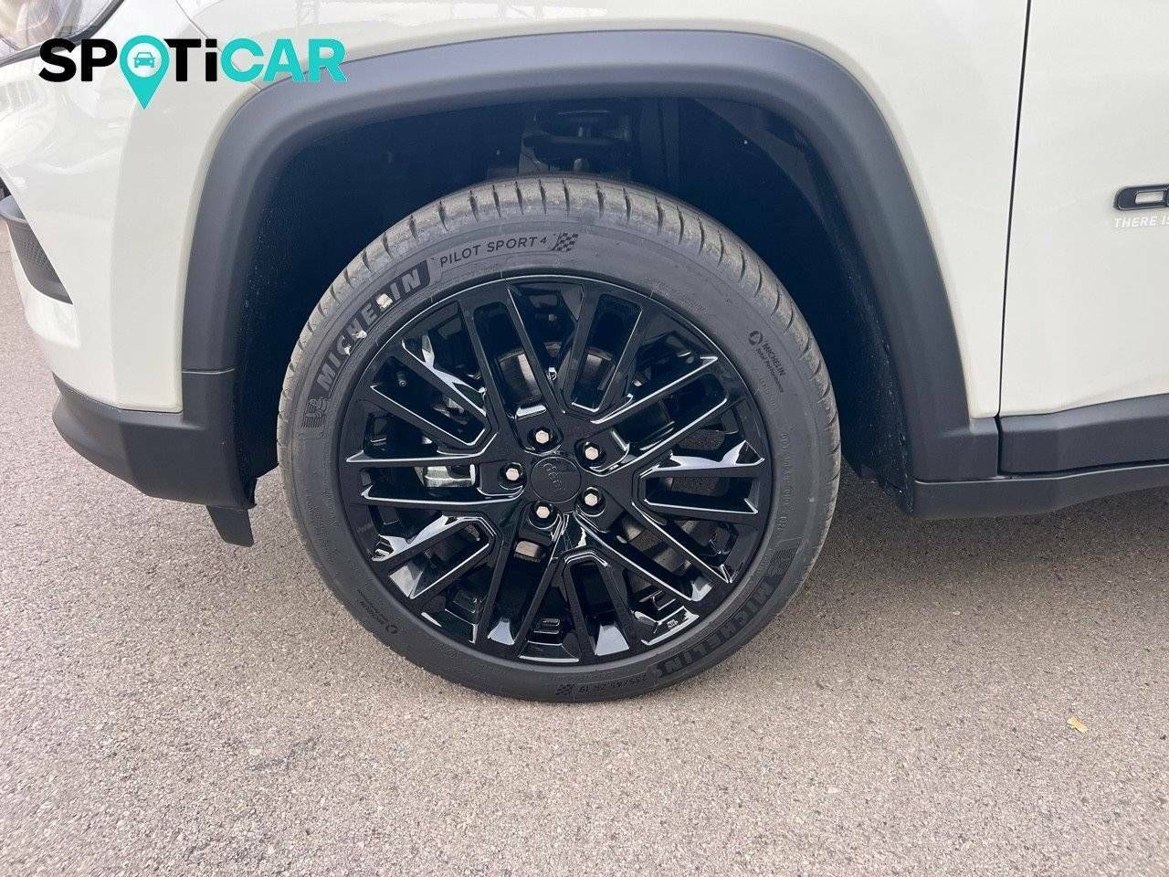 Foto Jeep Compass 13