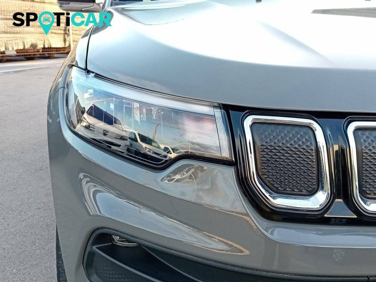 Foto Jeep Compass 16