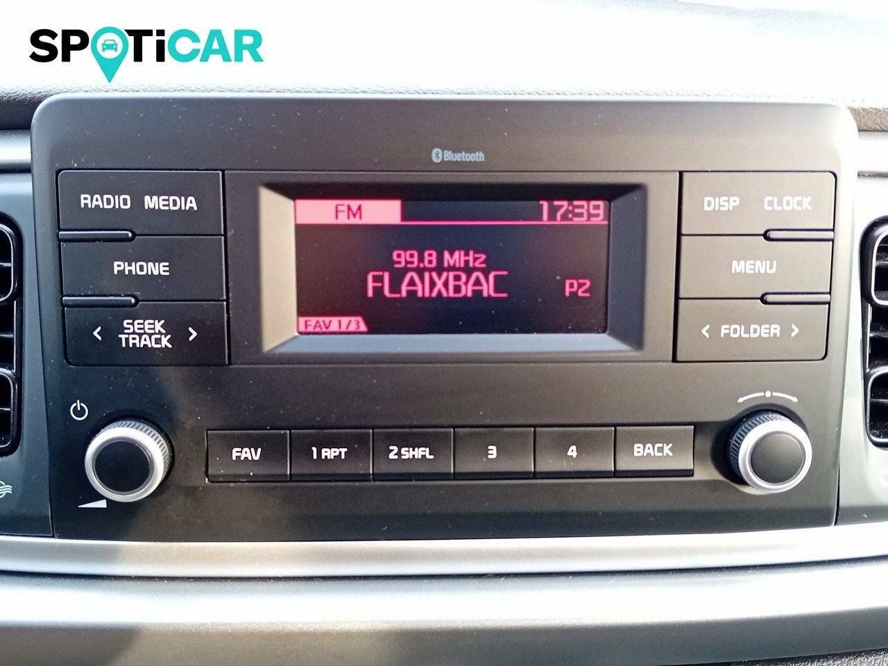Foto Kia Rio 18