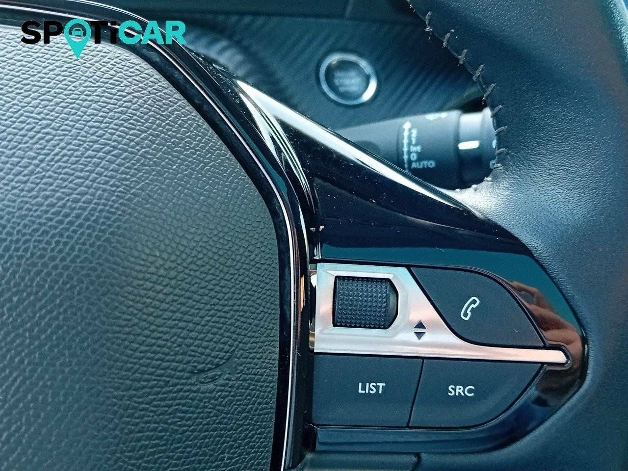 Foto Peugeot 208 19