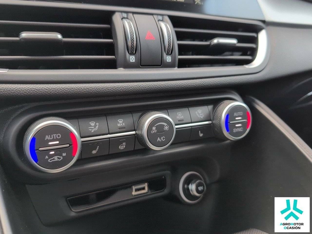 Foto Alfa Romeo Giulia 30