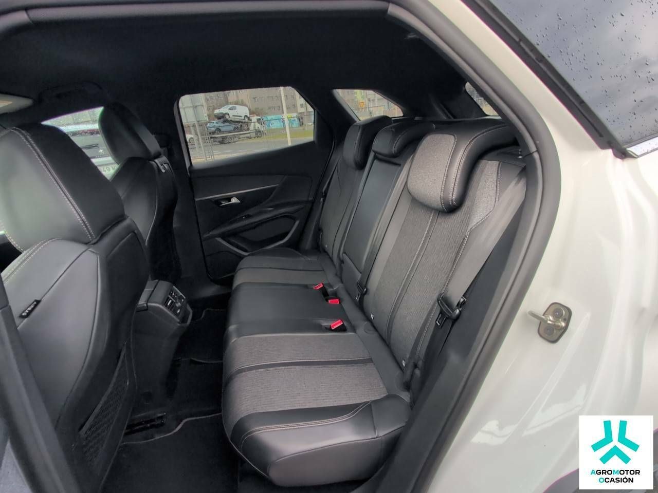 Foto Peugeot 3008 12