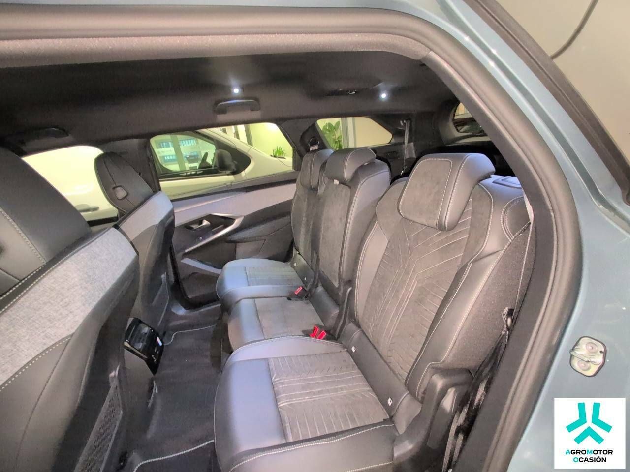Foto Peugeot 5008 12