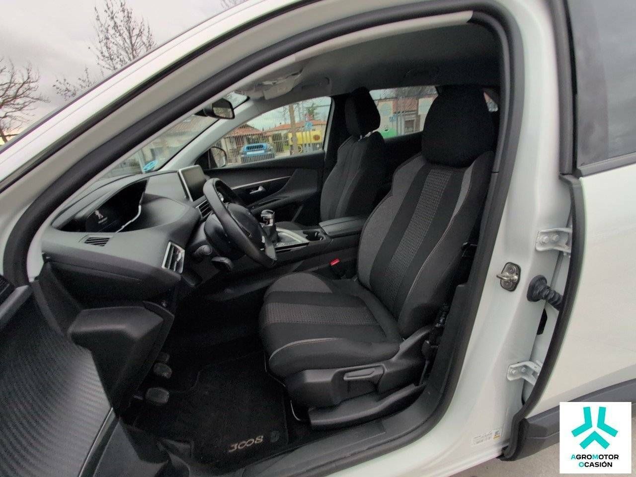 Foto Peugeot 3008 11