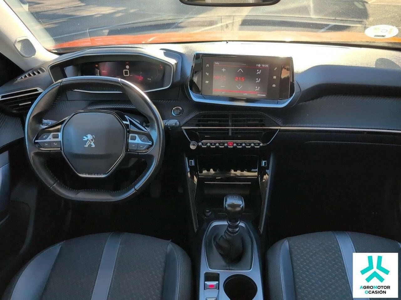Foto Peugeot 2008 8