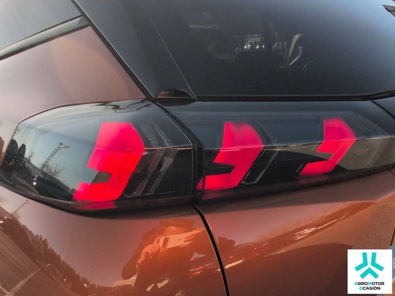 Foto Peugeot 2008 17