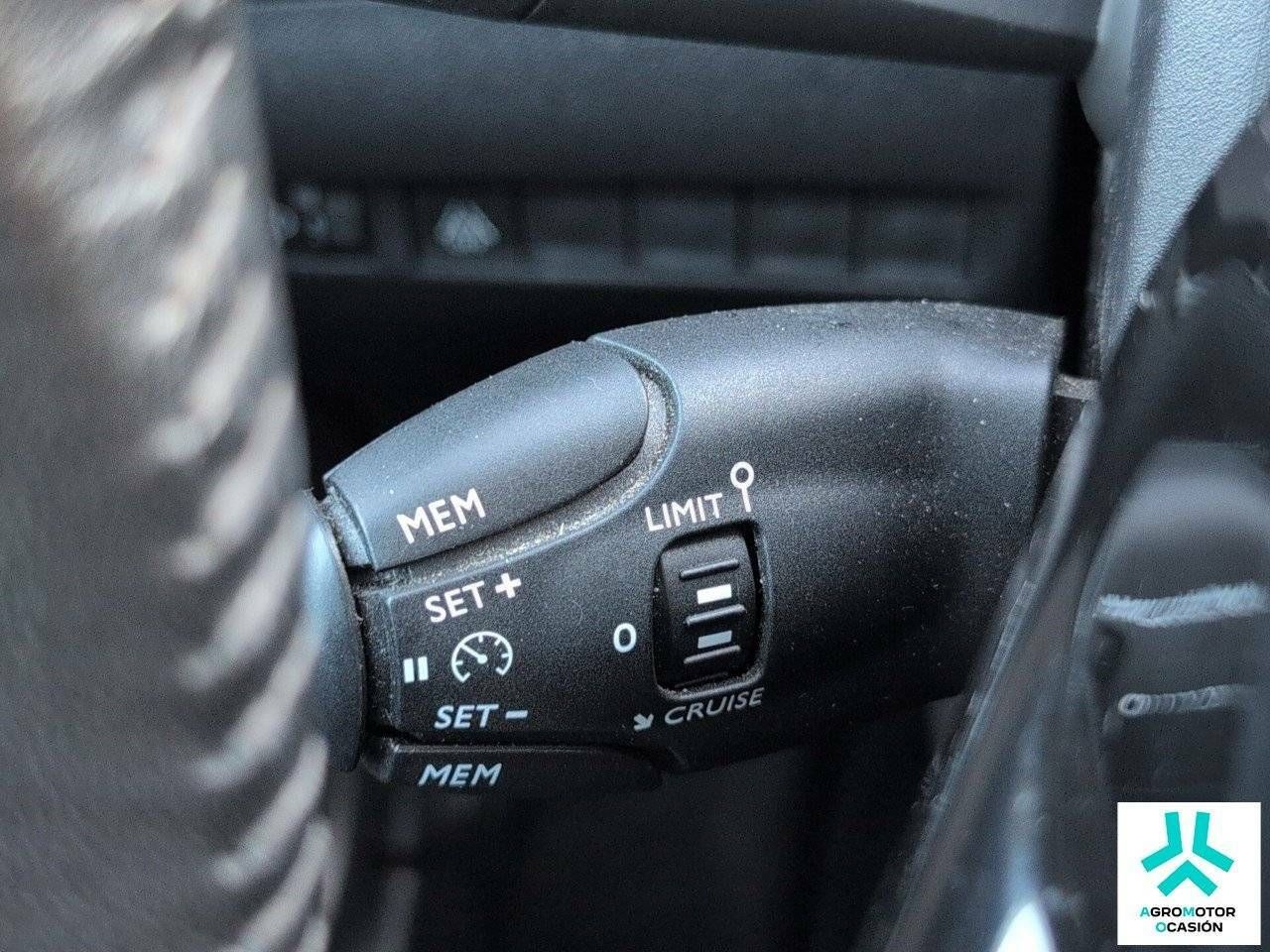 Foto Peugeot 2008 19
