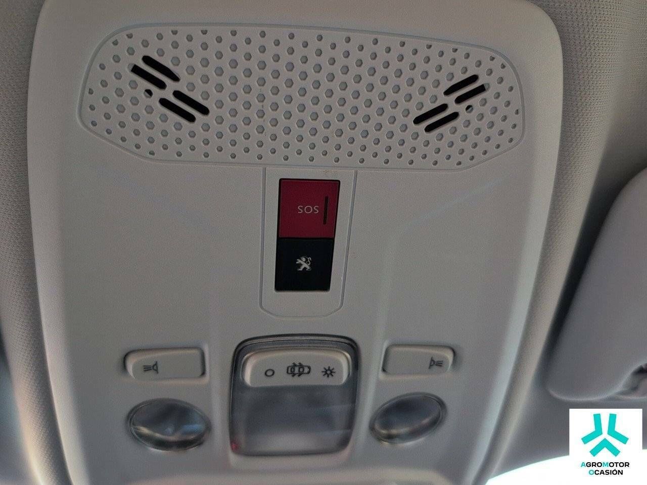 Foto Peugeot 2008 28