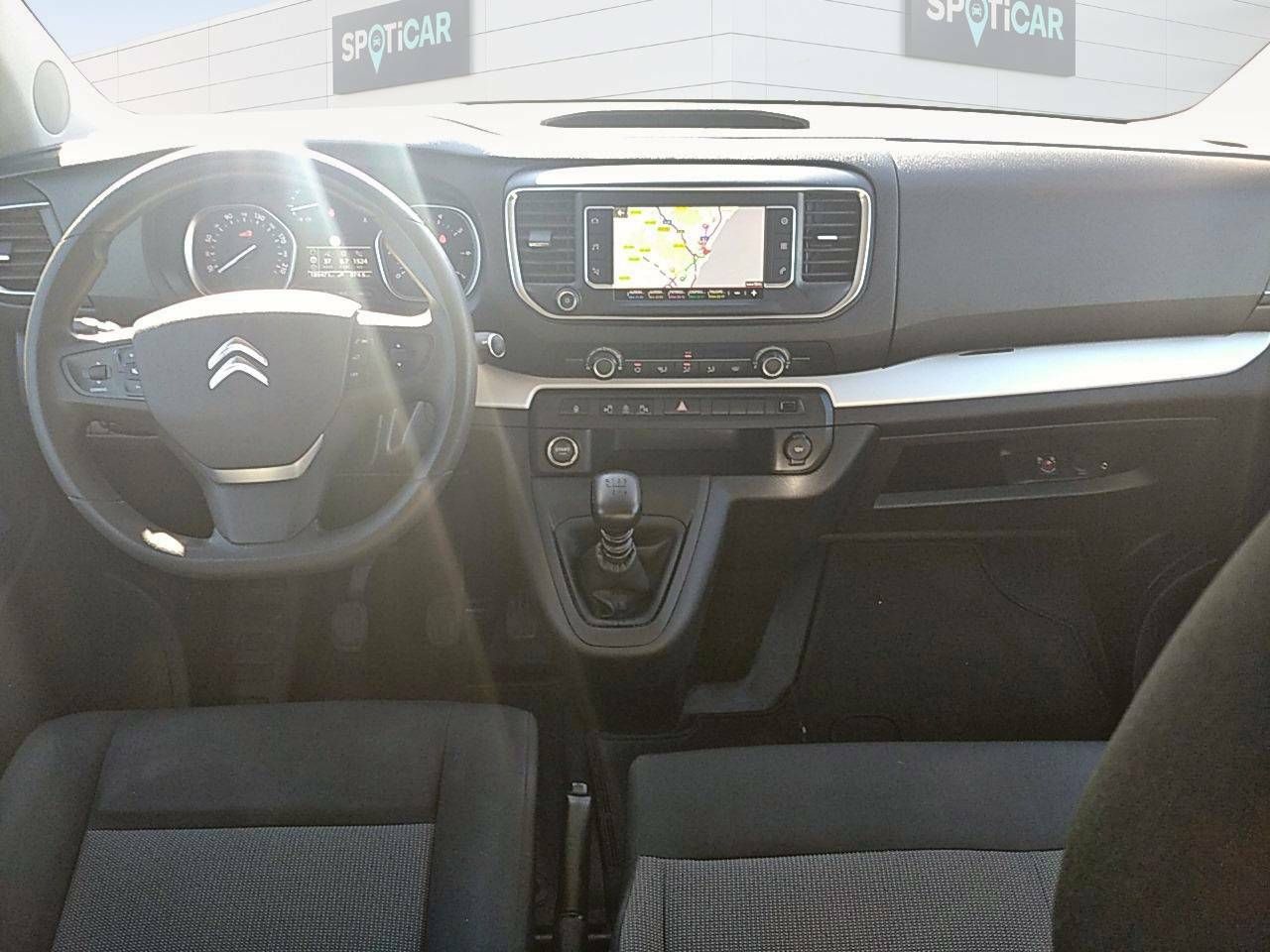 Foto Citroën Spacetourer 8