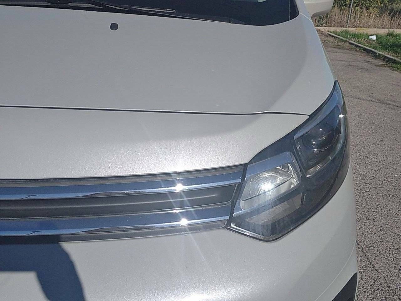 Foto Citroën Spacetourer 16