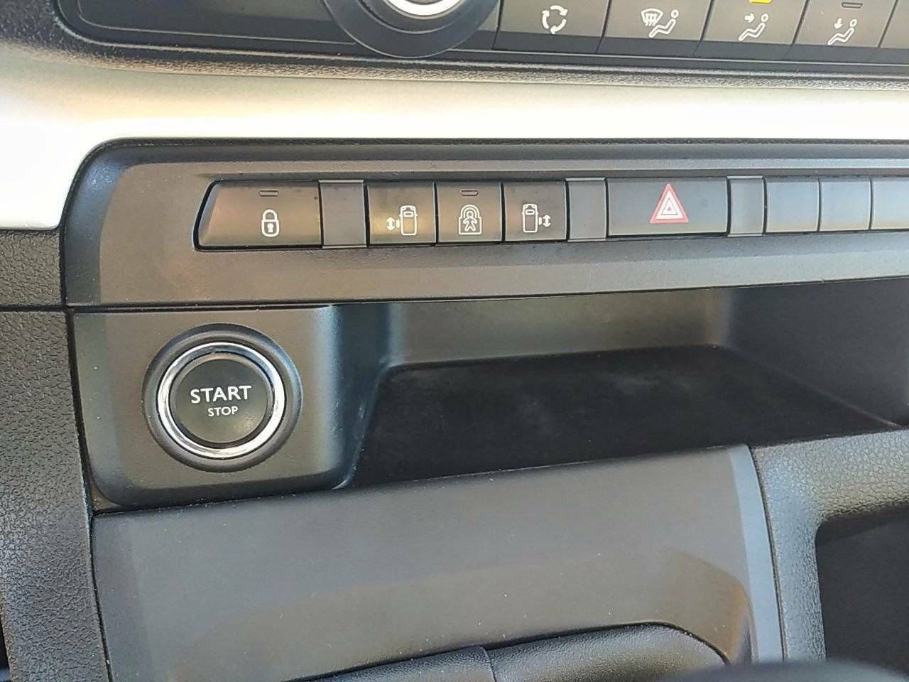 Foto Citroën Spacetourer 26