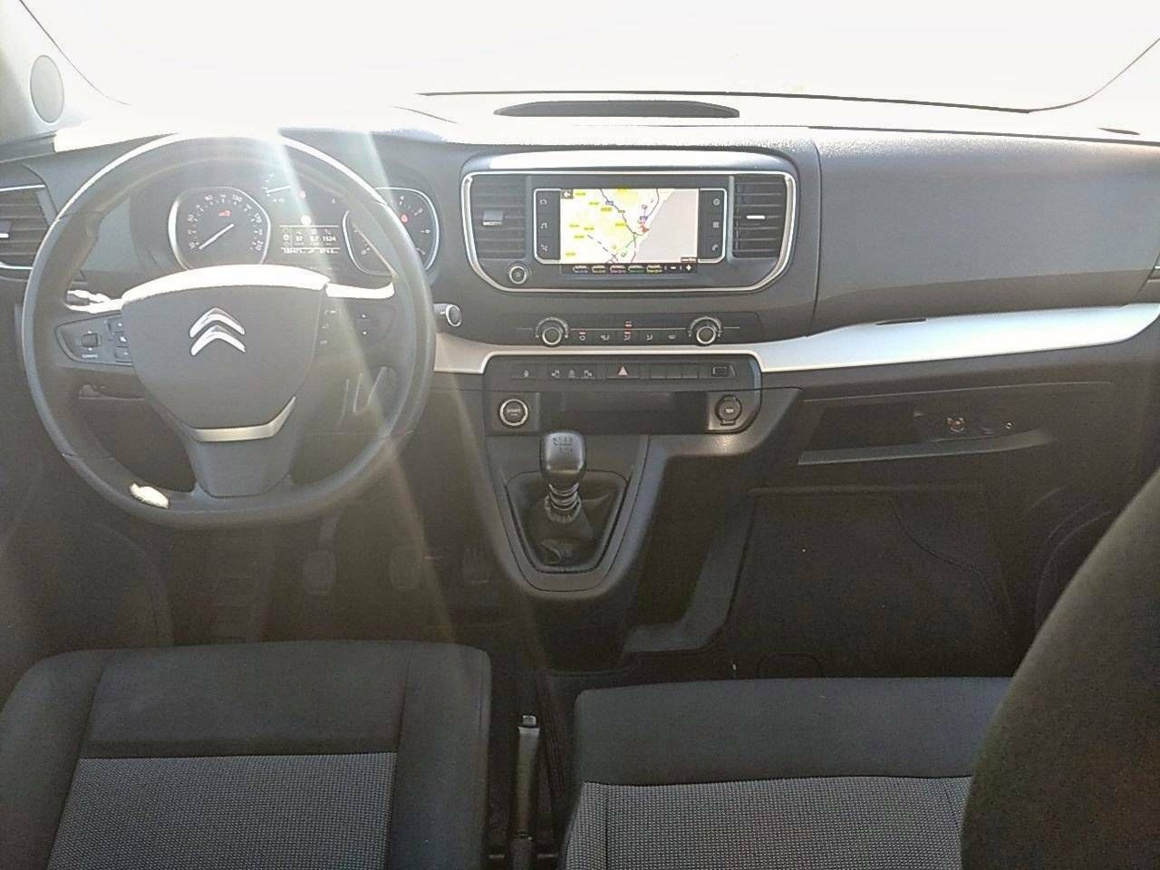 Foto Citroën Spacetourer 36