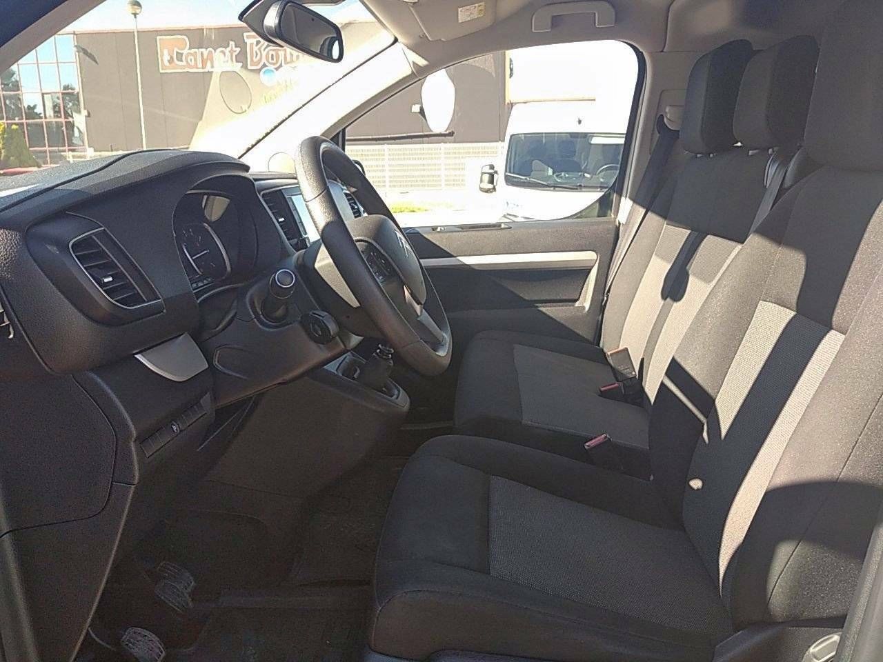 Foto Citroën Spacetourer 37