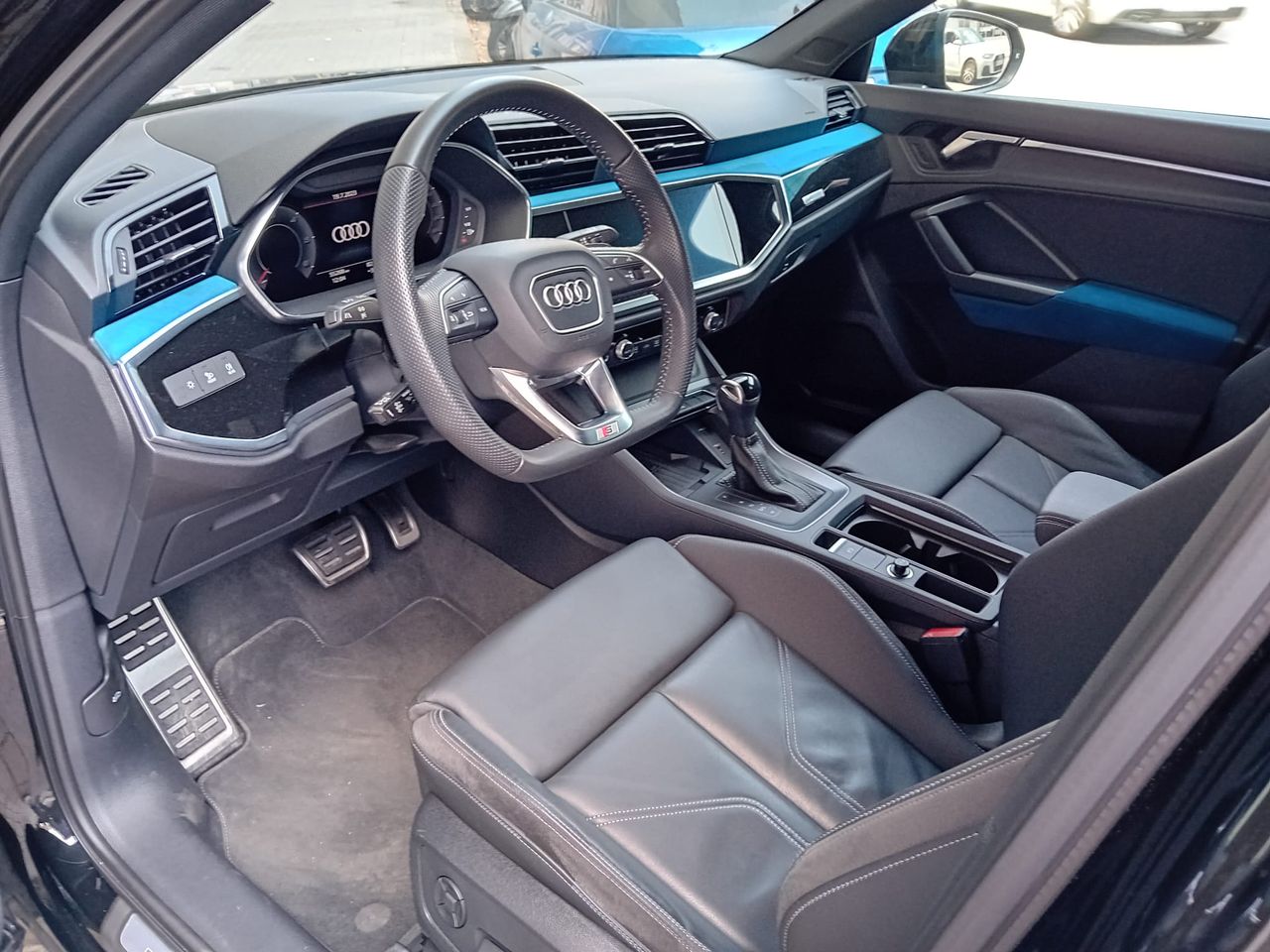 Foto Audi Q3 8