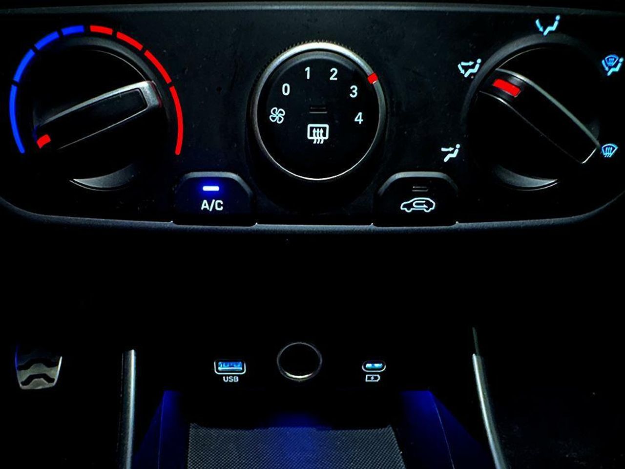 Foto Hyundai Bayon 14