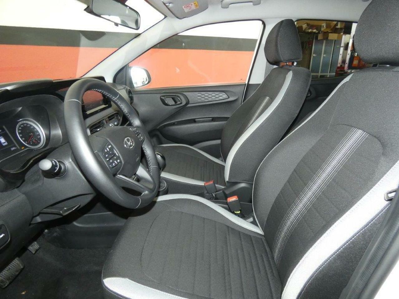 Foto Hyundai i10 13