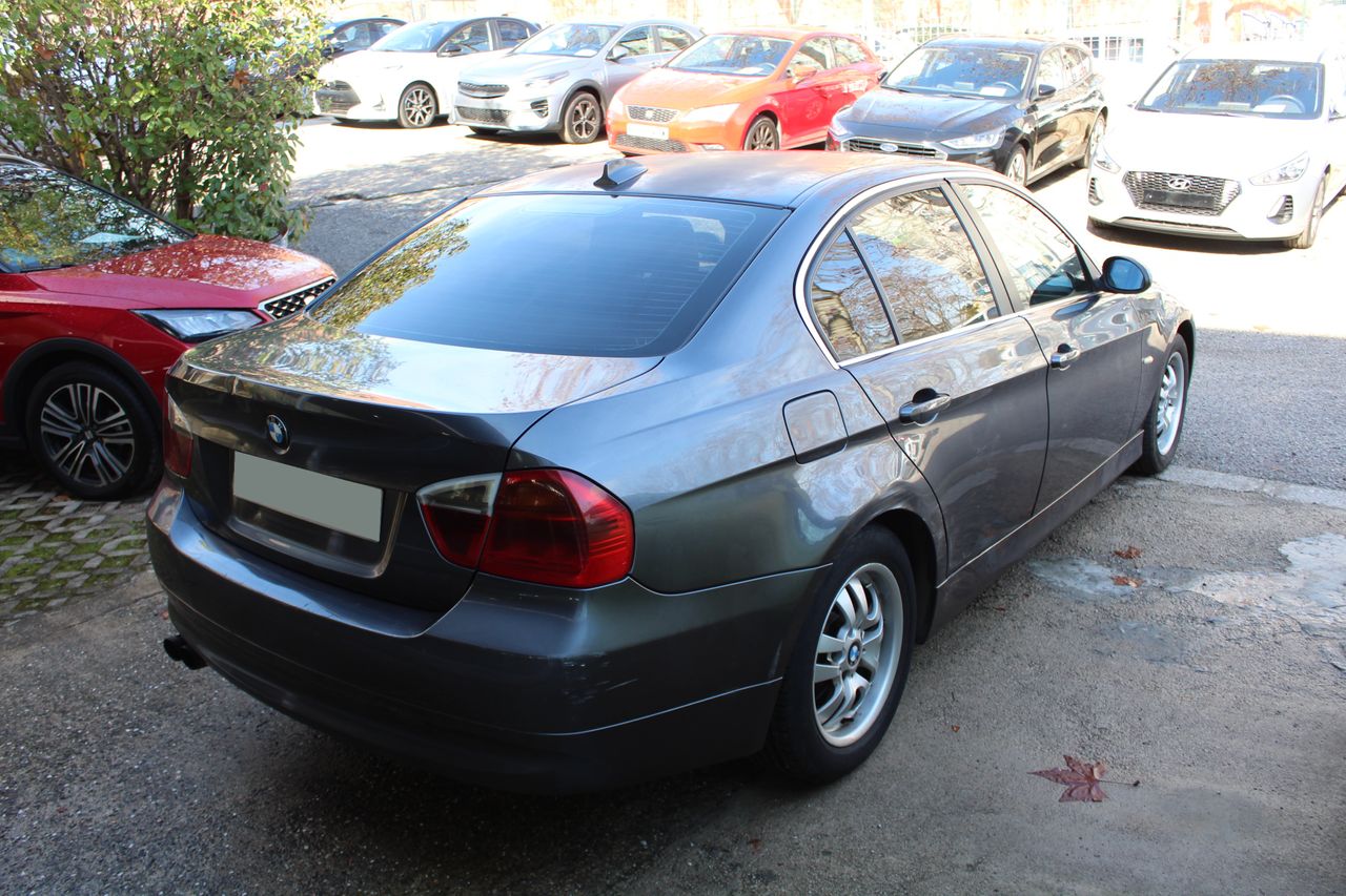 Foto BMW Serie 3 7