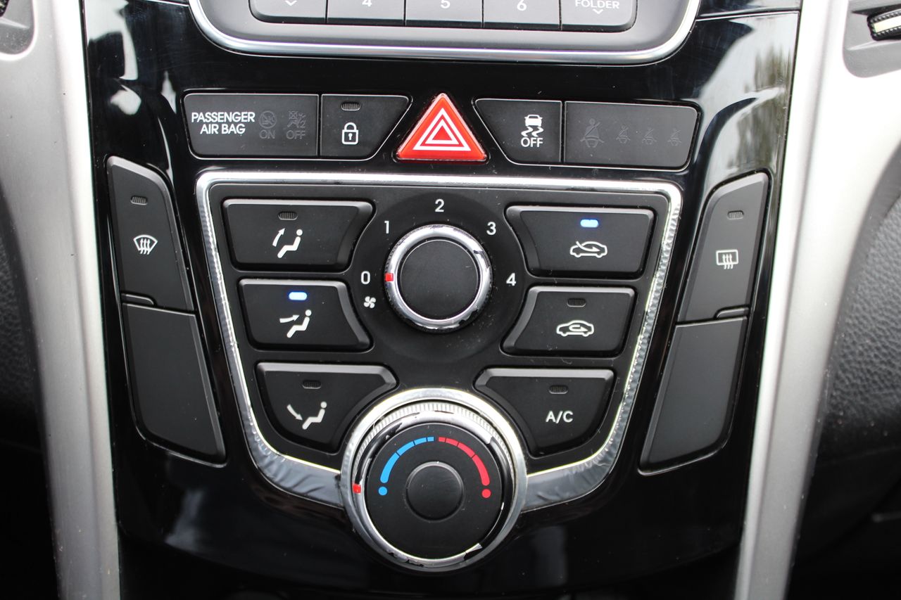 Foto Hyundai i30 17