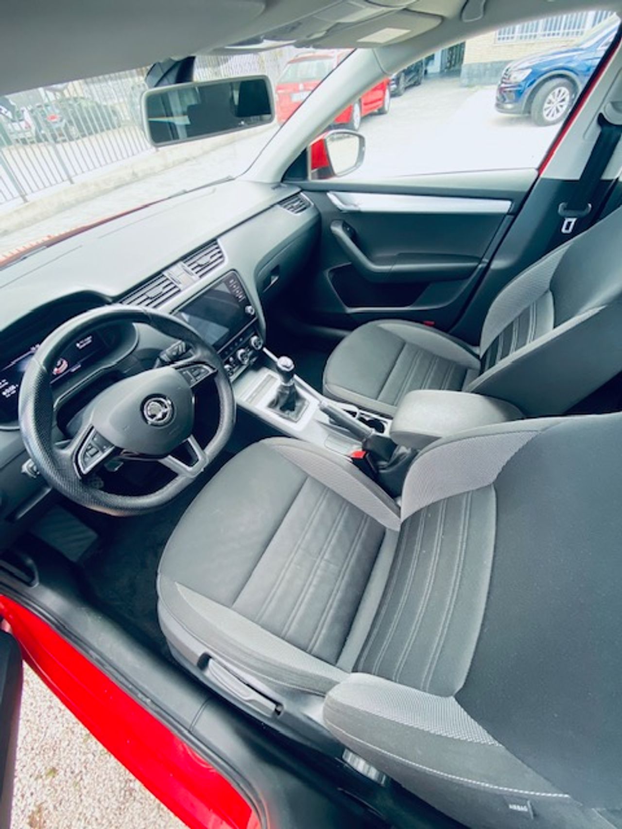 Foto Skoda Octavia 12