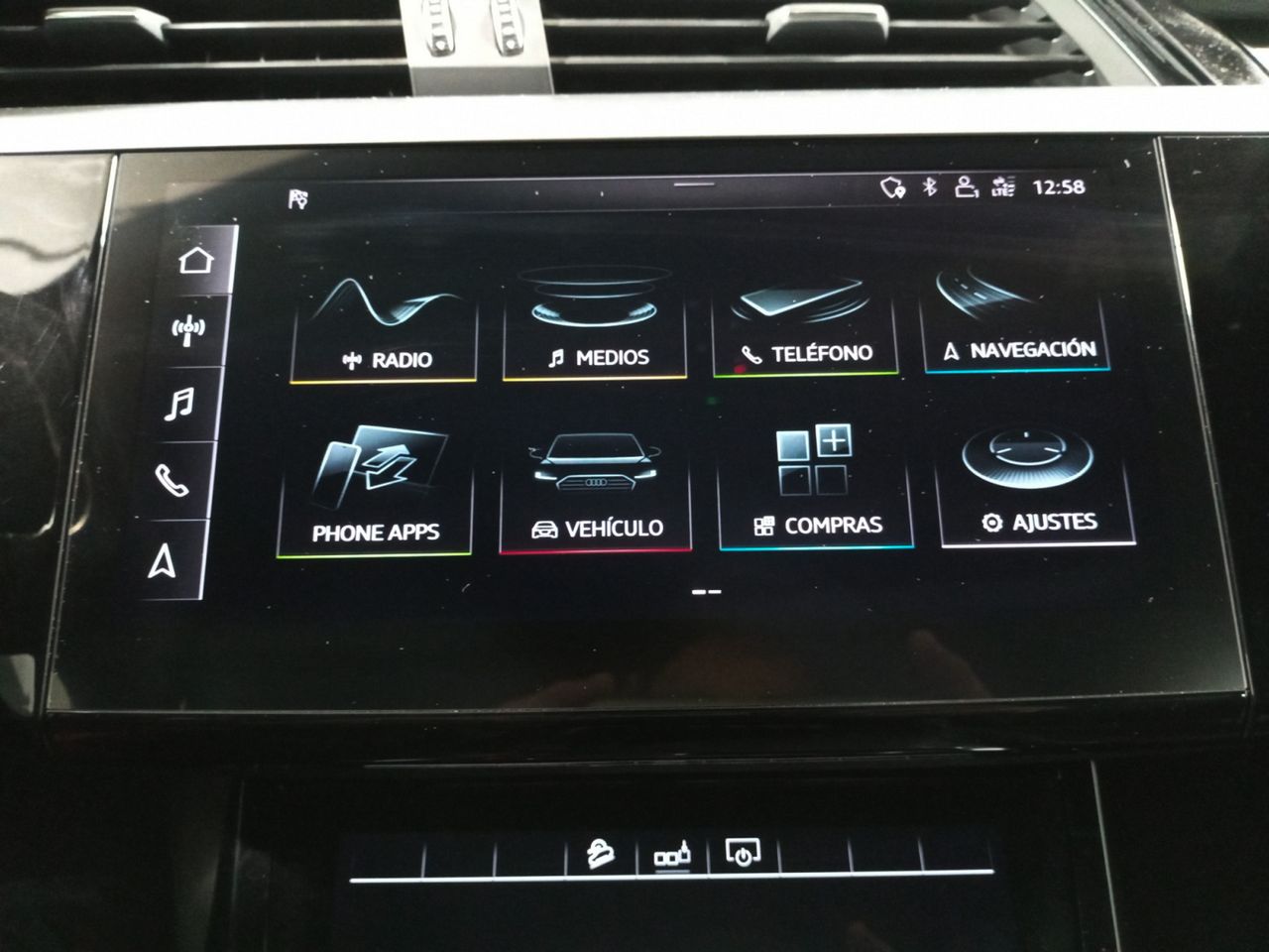Foto Audi E-tron 15