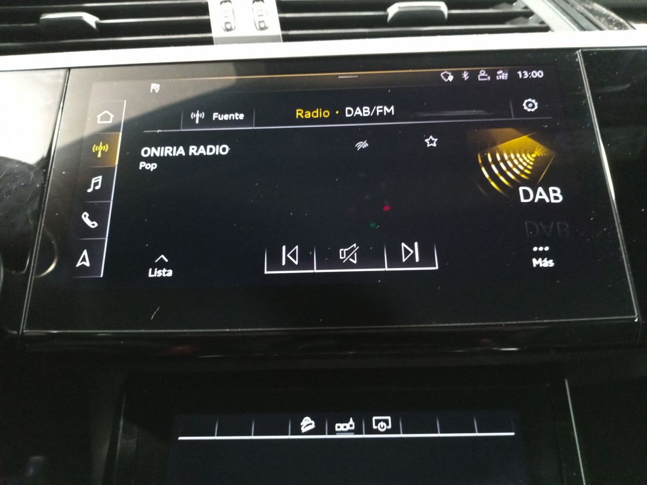 Foto Audi E-tron 16