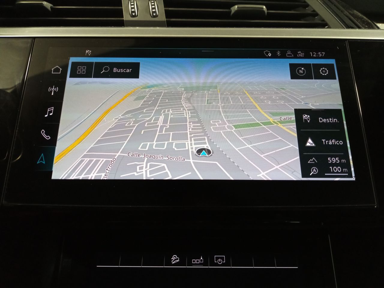 Foto Audi E-tron 18