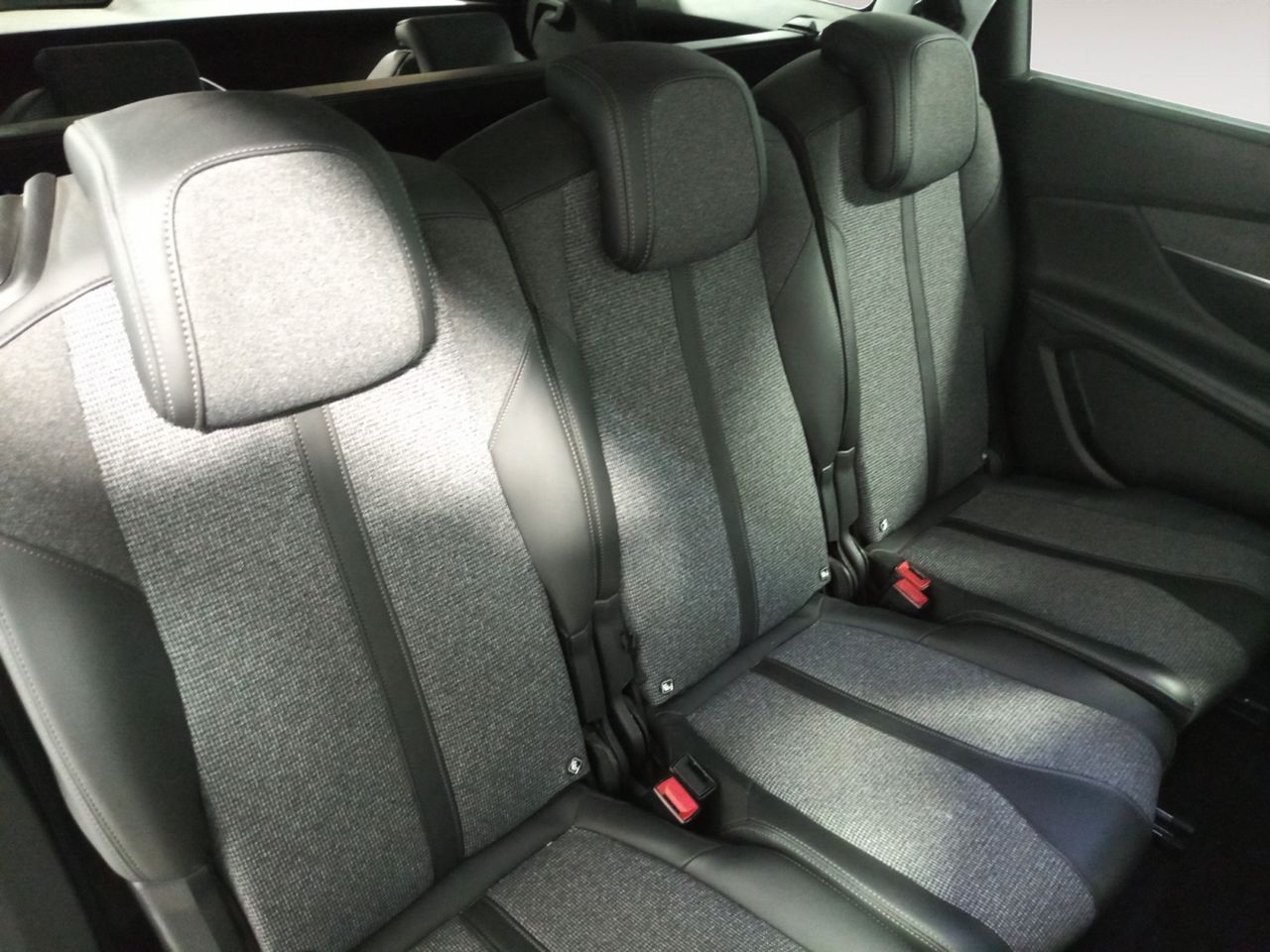 Foto Peugeot 5008 9