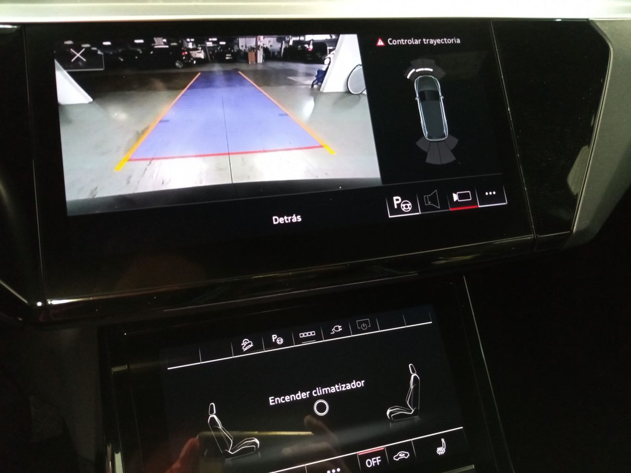 Foto Audi E-tron 19