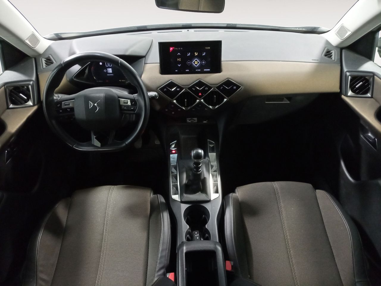 Foto DS Automobiles DS 3 7