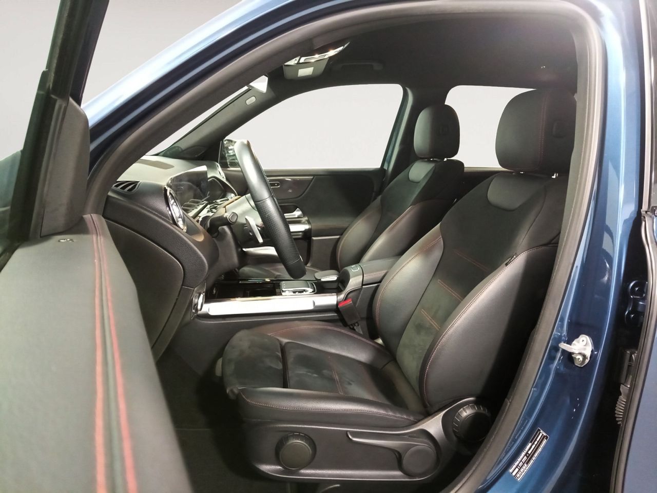 Foto Mercedes-Benz Clase GLB 8