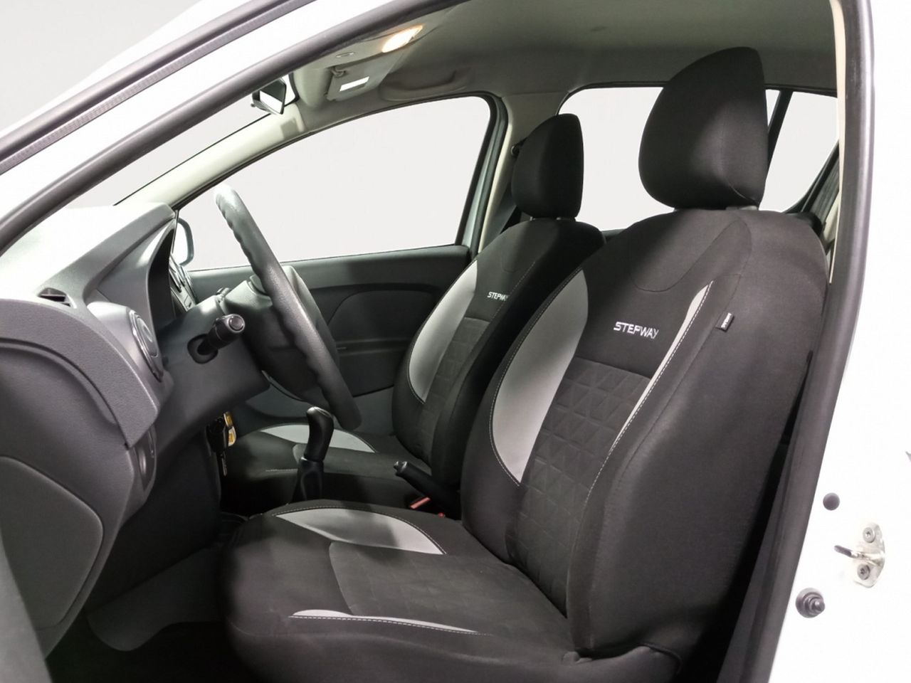 Foto Dacia Sandero 8