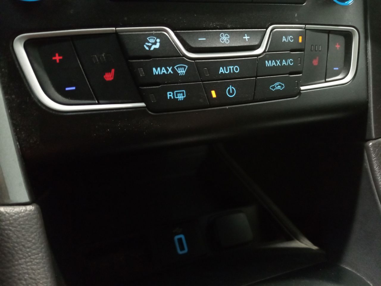 Foto Ford Mondeo 19