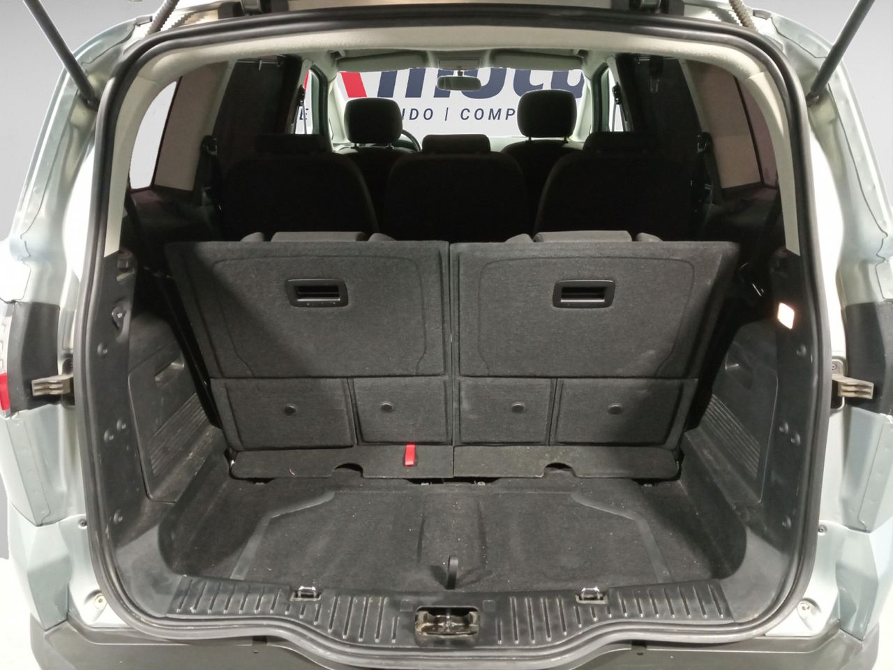 Foto Ford S-Max 12